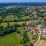 Amazing In With Wifi Lejlighed Pula