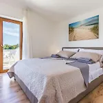 Amazing In With Wifi Lejlighed Pula
