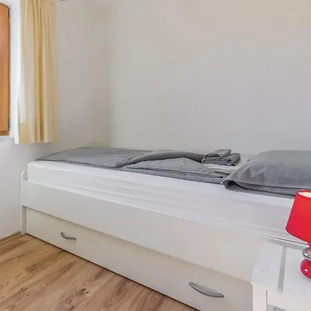 Amazing In With Wifi Pula