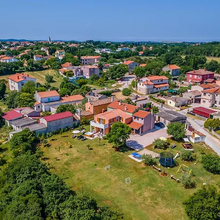 Amazing In With Wifi Pula