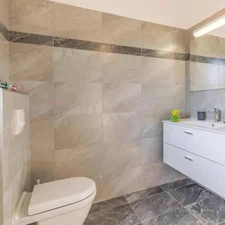 Apartamento Amazing In With Wifi *