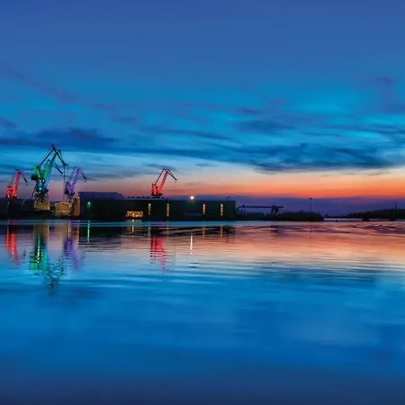 Amazing In With Wifi Apartment