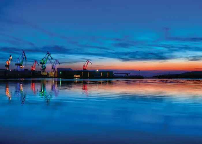 Amazing In With Wifi Apartment