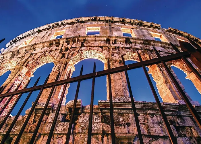 Amazing In With Wifi Apartment Pula